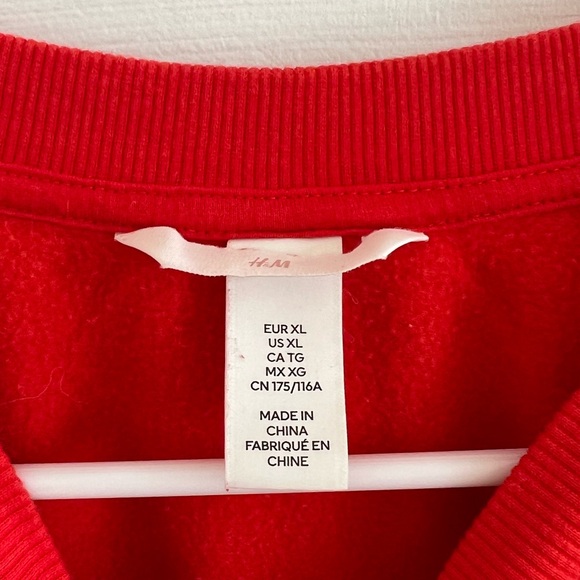 Wisconsin Crew Neck - Picture 2 of 2